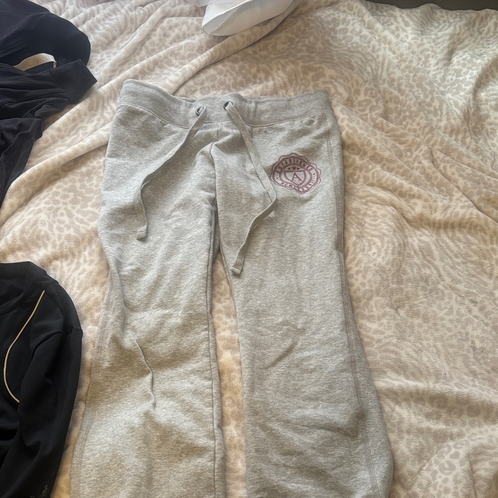 Gray Aeropostale Sweatpants